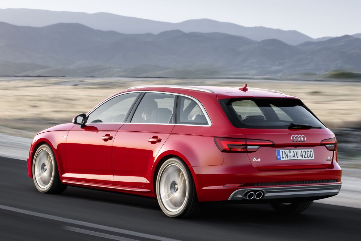 Audi A4 Avant · Red — image 2