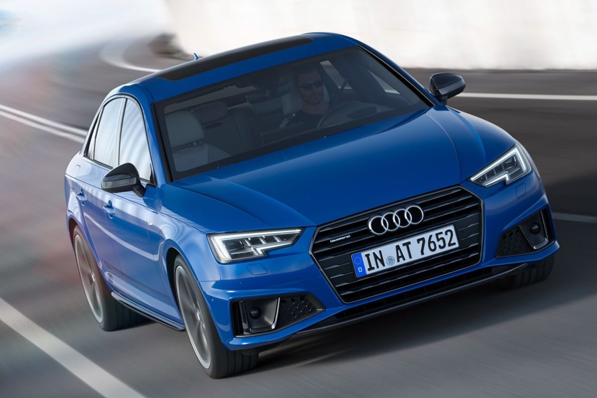 Audi A4 Sedan · Mavi — görsel 2