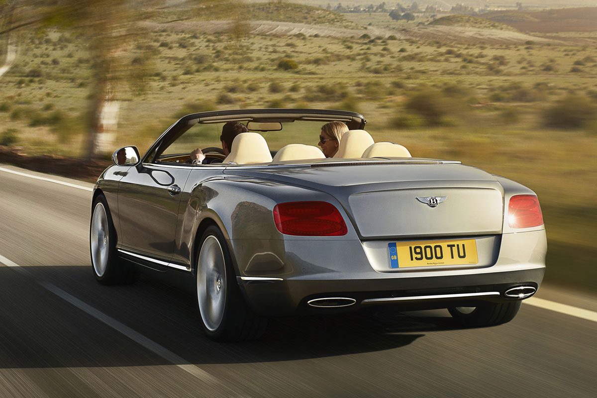 Bentley Continental GT Convertible · فضي — الصورة 2