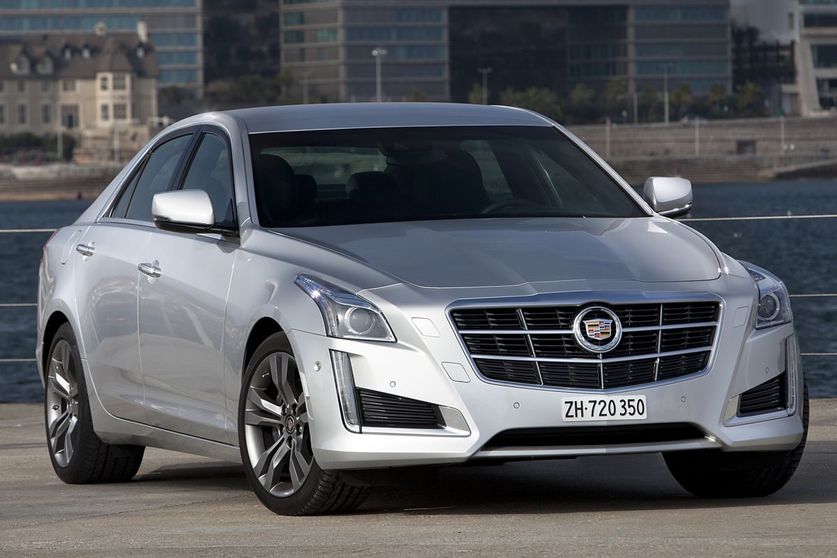 Cadillac CTS · Gümüş — görsel 2