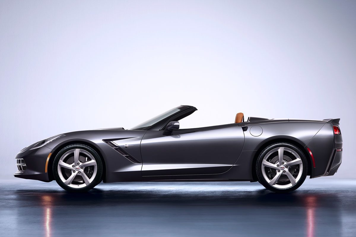 Chevrolet Corvette Stingray Convertible · Gri — görsel 5