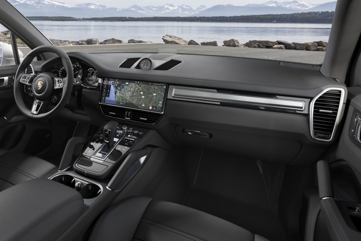 Porsche Cayenne · Beyaz — görsel 5